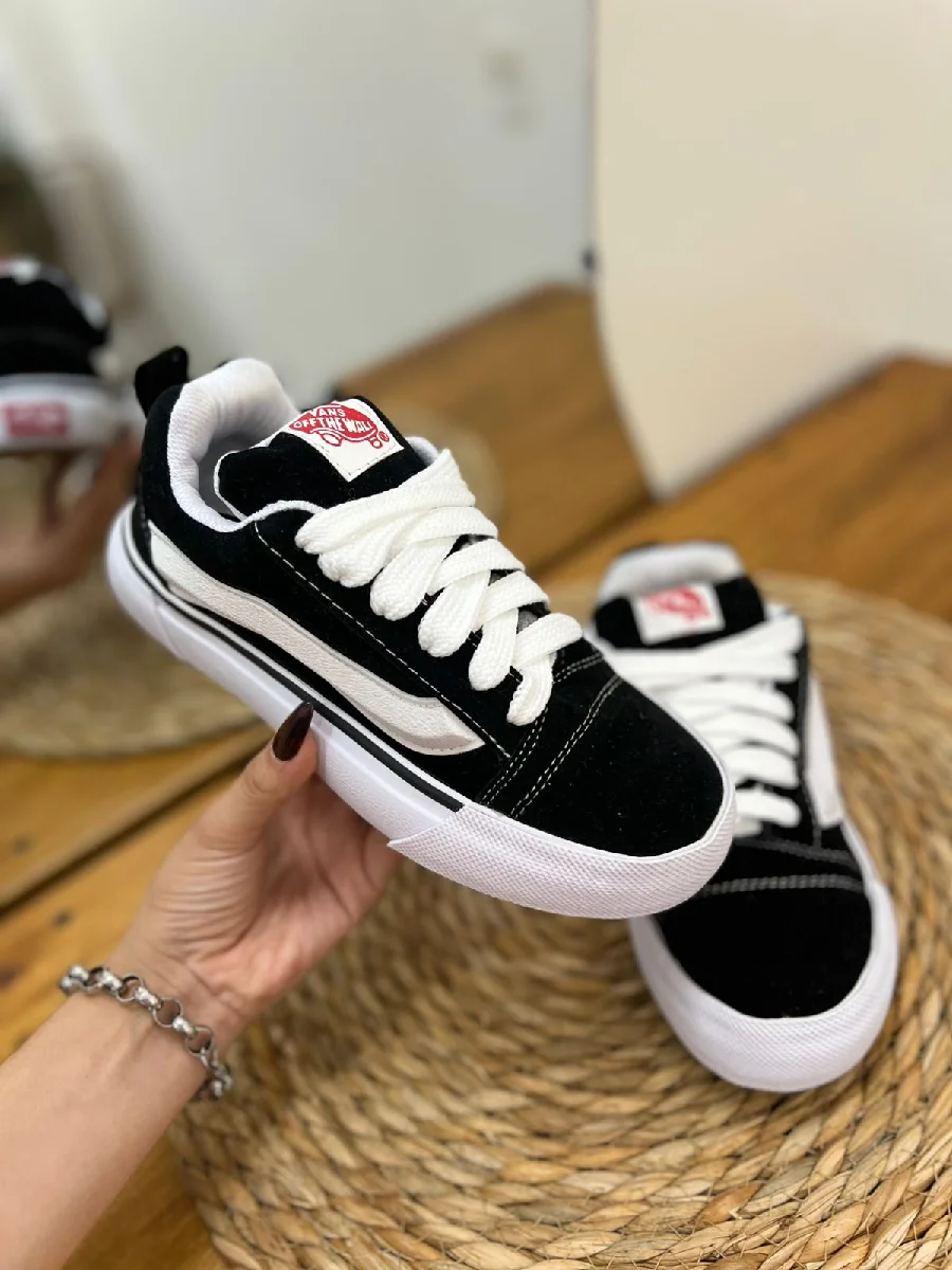 Vanz KNU