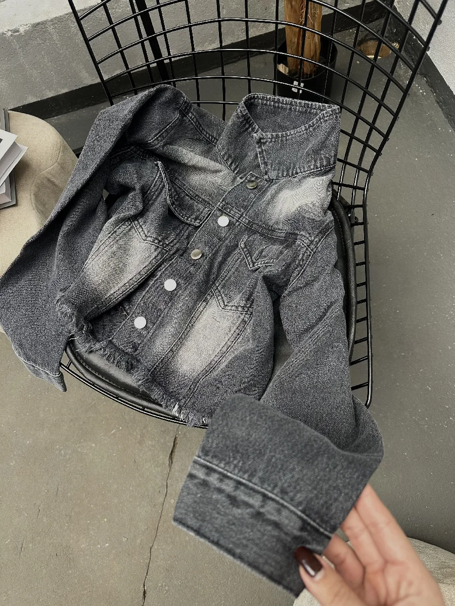 Campera de jeans negra 