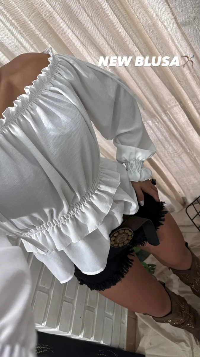 Blusa volados lisa 