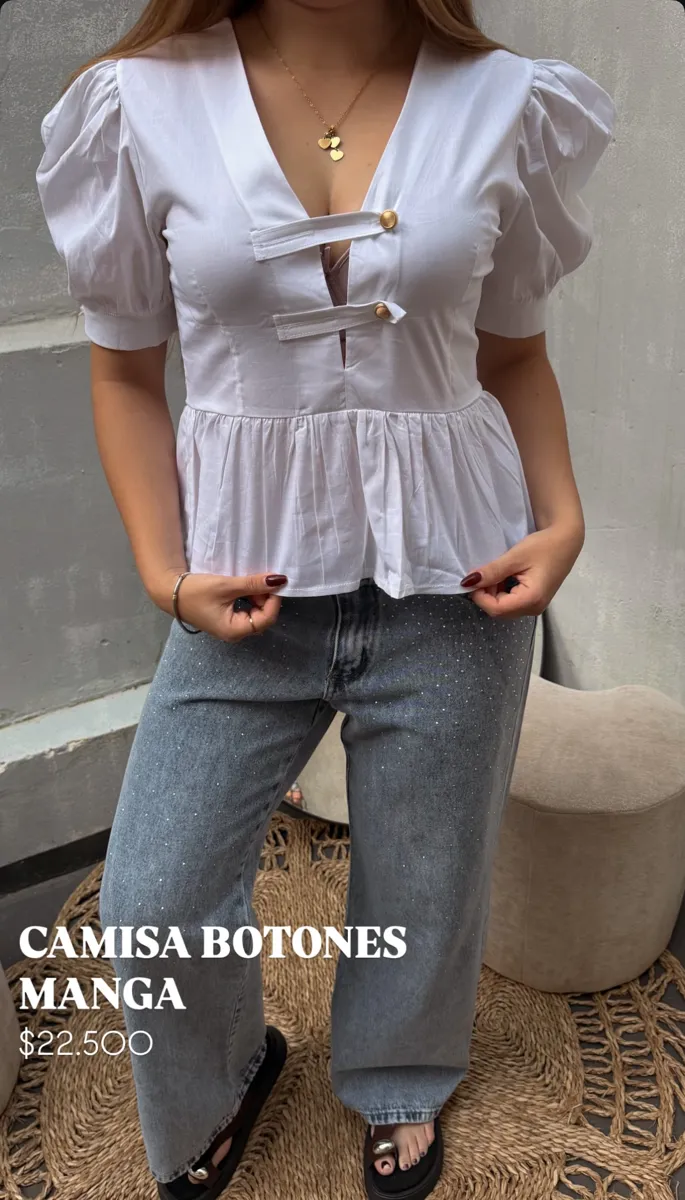 Camisa. Botones 