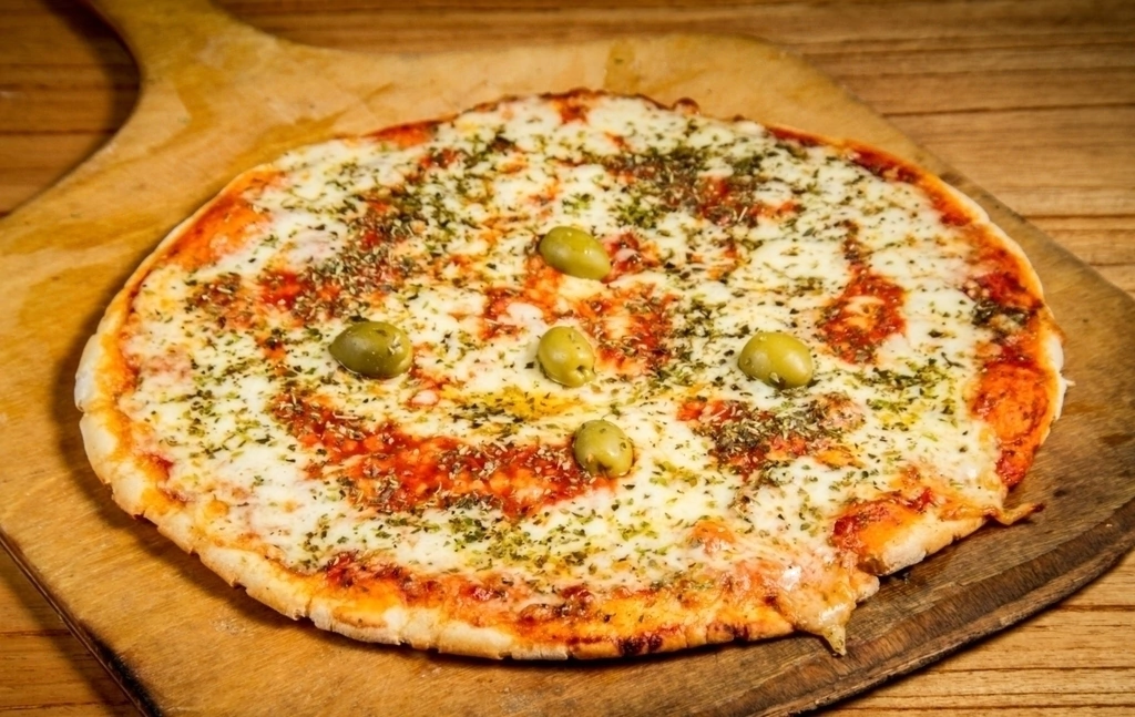 PIZZA MUZZARELLA